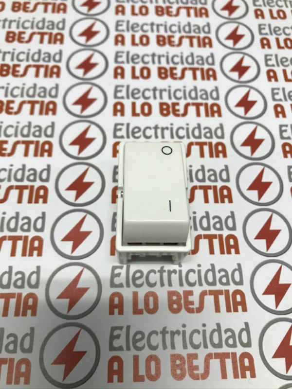 EUNEA METROPOLI (BJC/EUNEA) | MECANISMOS | INTERRUPTOR BIPOLAR 16A